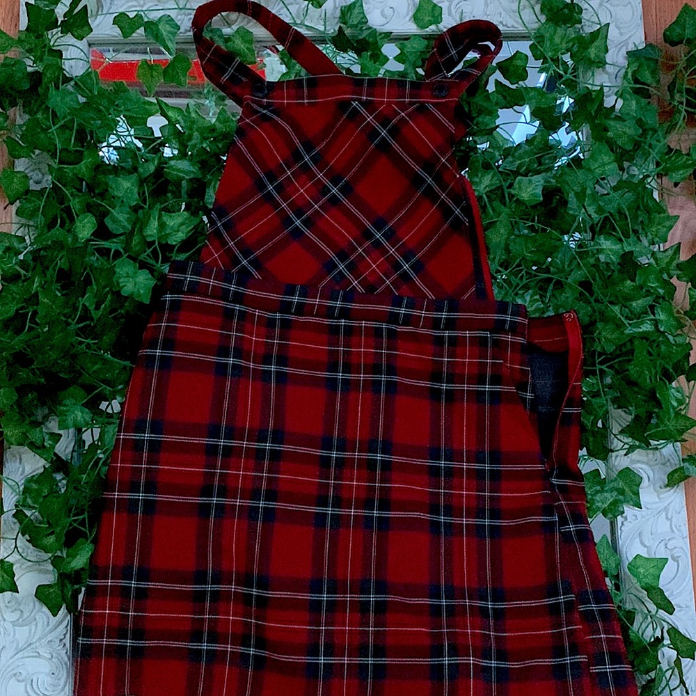 I’m selling a dress- from forever 21 in a size L